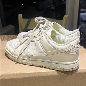 Nike Off-White Low-Top Sneakers
